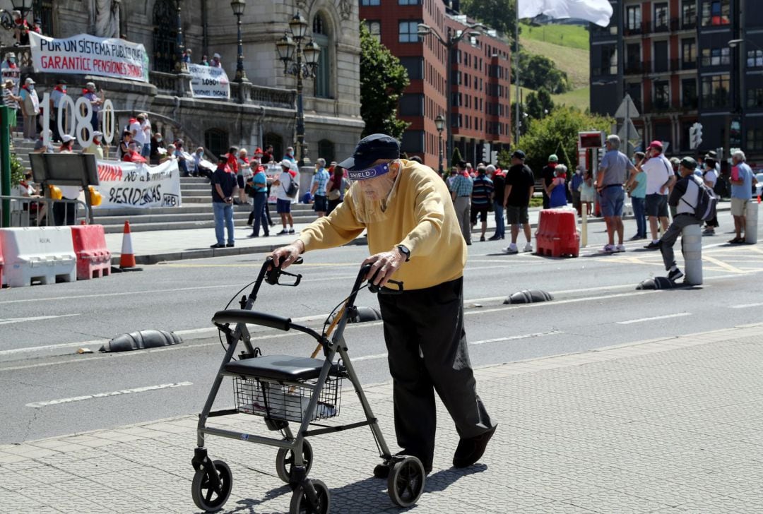 La Airef pide un cambio total de los incentivos a los planes de pensiones por ineficaces