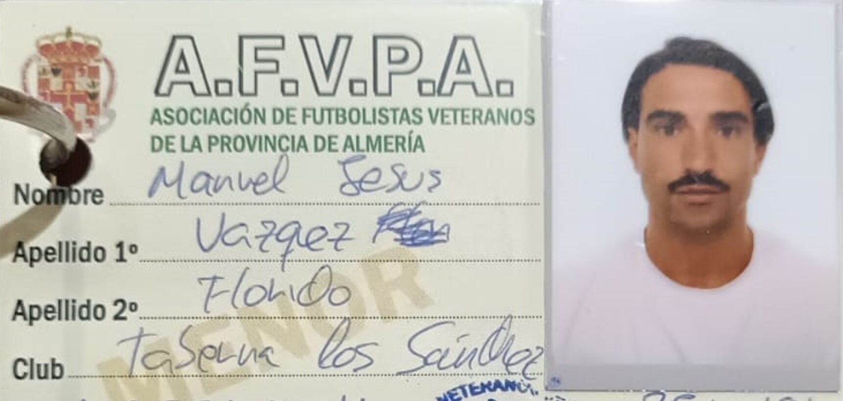 Chuli Vázquez se vuelve a poner las botas para disfrutar del fútbol.