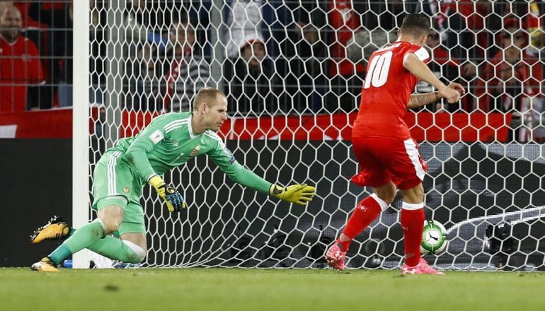 Xhaka marca a puerta vacía el primer gol de Suiza ante Hungría