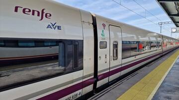 Descarrila un AVE en Málaga en dirección a Madrid a causa del mal tiempo sin causar heridos