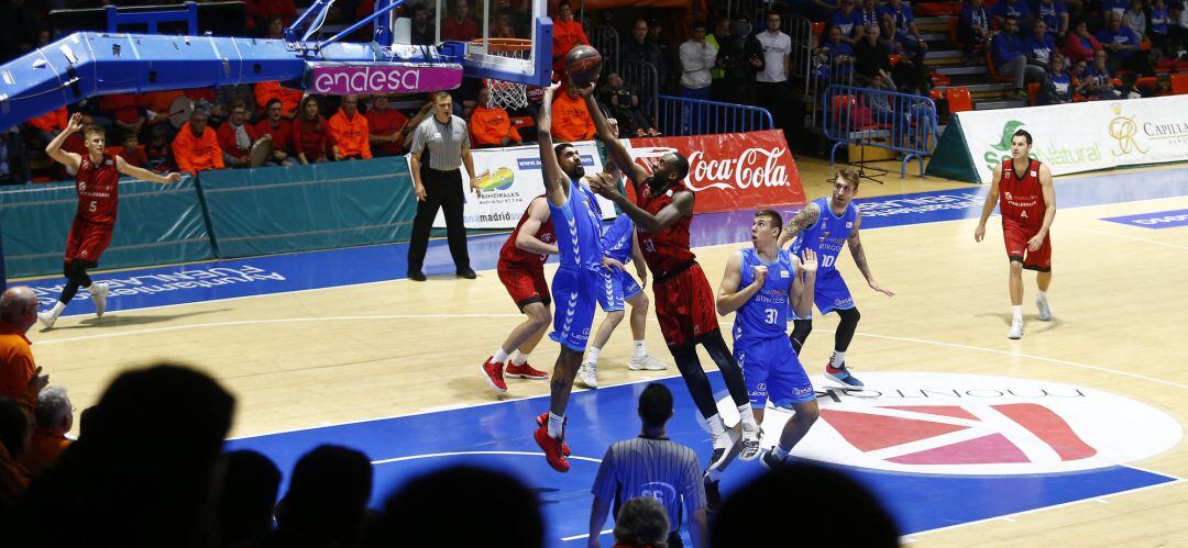 Montakit Fuenlabrada cayó en el último partido en casa ante San Pablo Burgos.