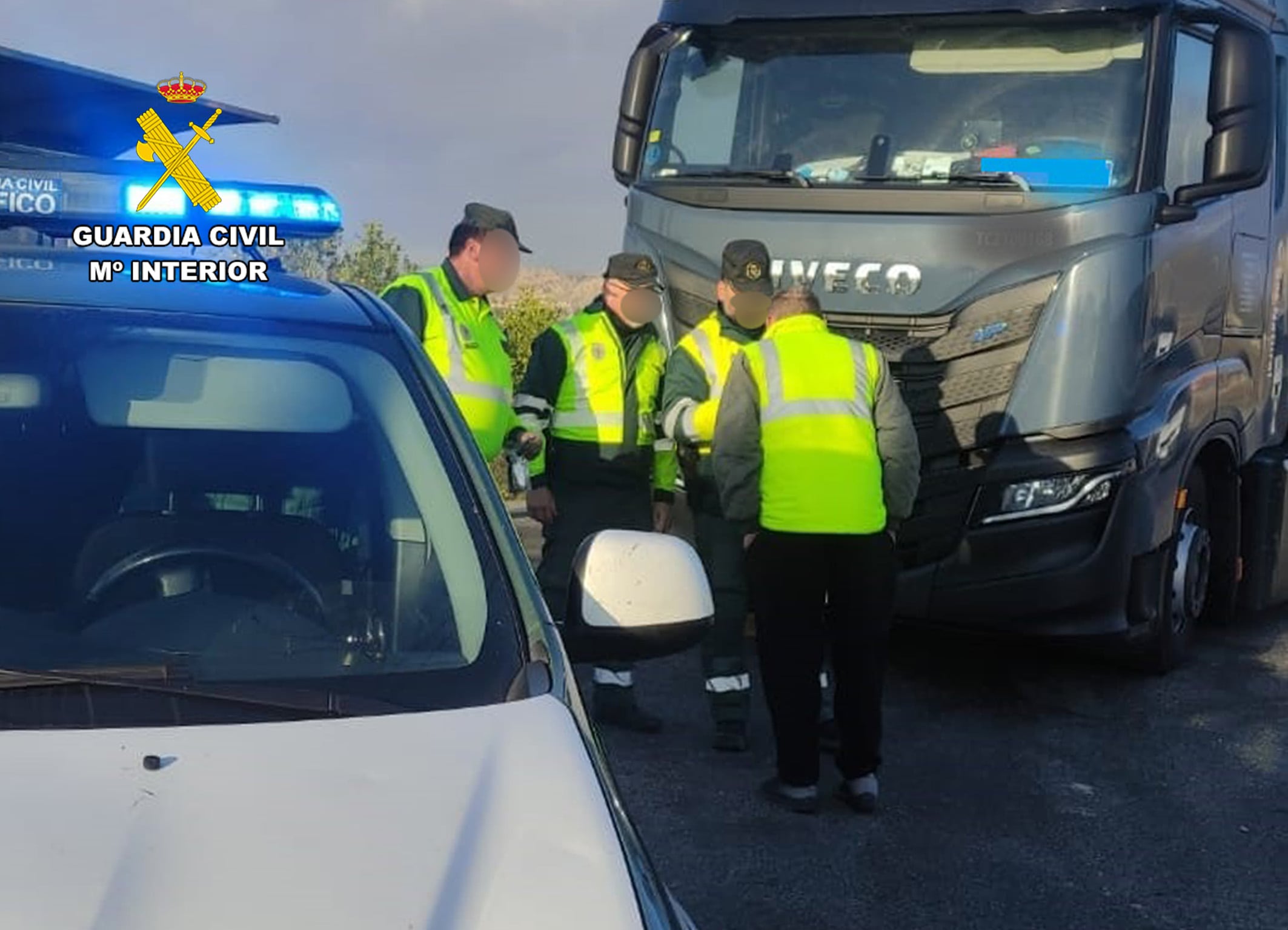 La Guardia Civil intercepta a un camionero que superaba en más de nueve veces la tasa máxima de alcohol