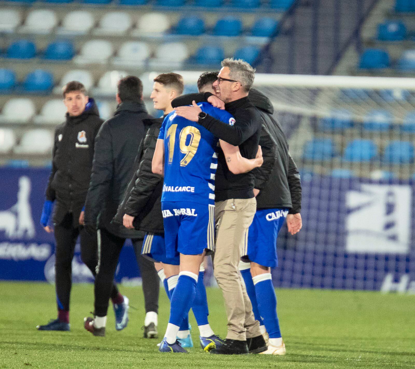 La Ponferradina sumó tres valiosos puntos gracias a la aportación del delantero canario