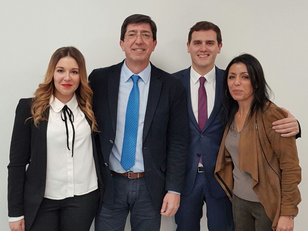 Raquel Morales (primera por la izquierda) junto a Juan Marín, Albert Rivera y Marta Bosquet.