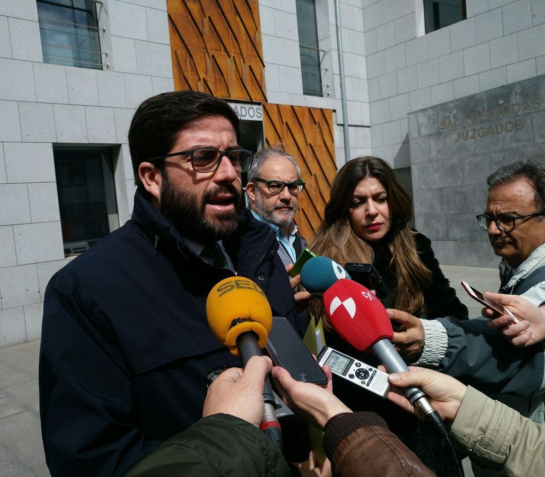 'Por Ávila' presentó su lista al Ayuntamiento de Ávila