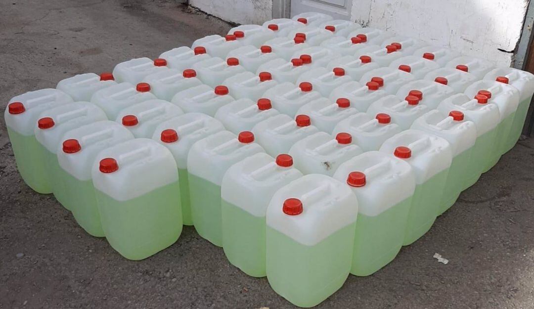 Garrafas intervenidas en La Línea.