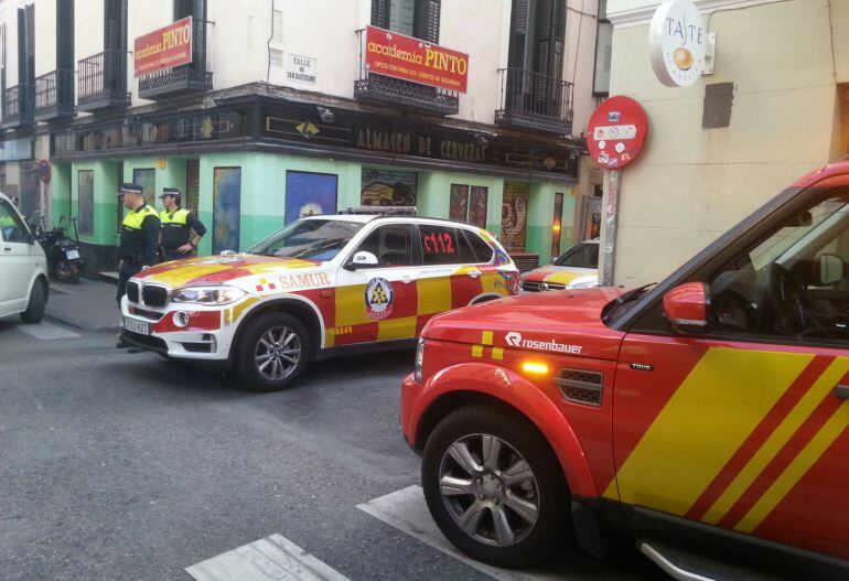 Los equipos de Emergencias en el lugar del siniestr