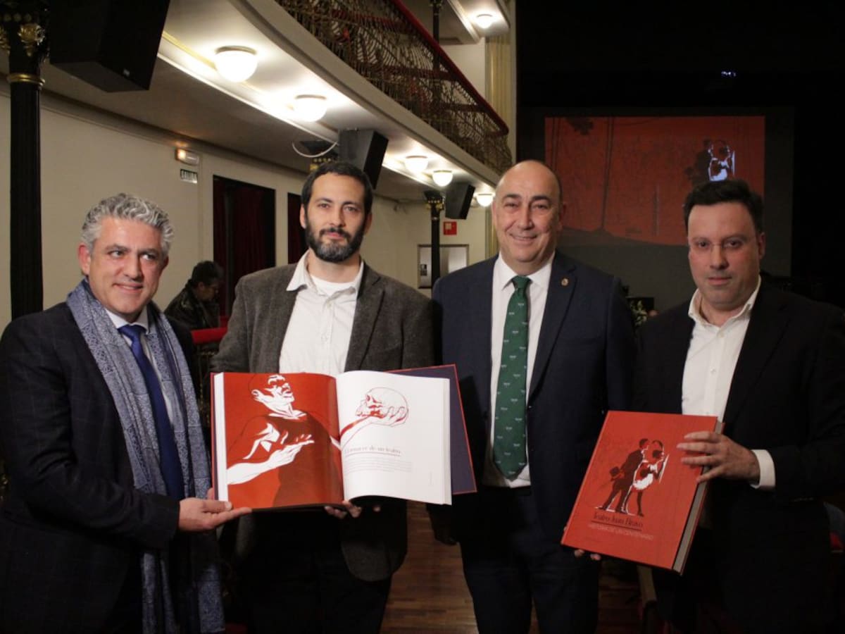 El Teatro Juan Bravo presenta el libro 'Historia de un centenario'