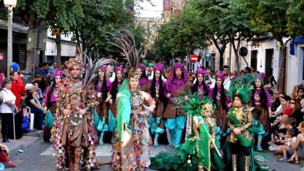 Elda no consigue inscripciones para los paquetes festeros de Moros y Cristianos