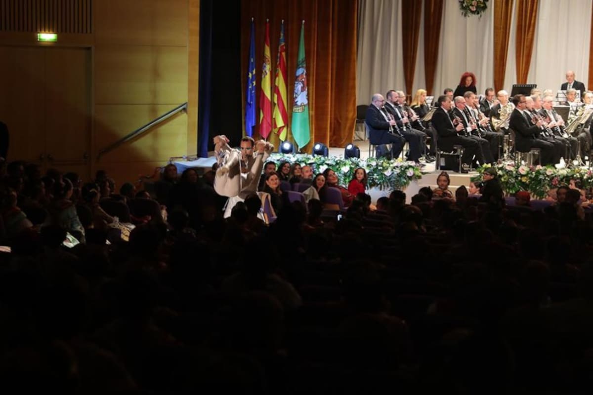 Exaltación de Carla García como fallera mayor infantil de València 2020