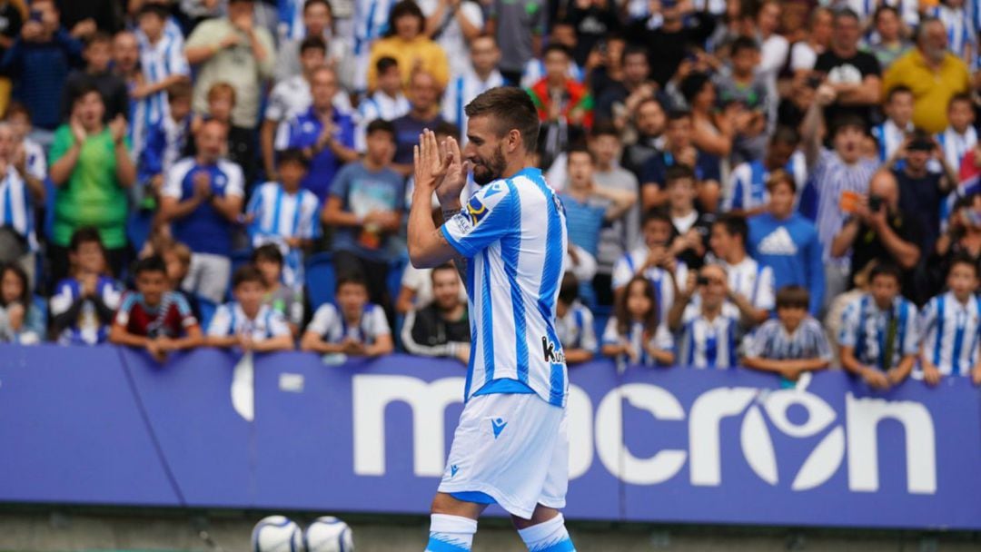 Portu saluda a la afición en su presentación