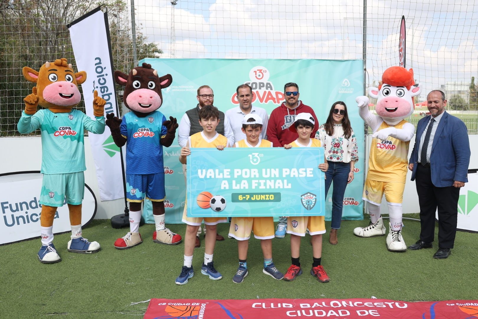C.B. Ciudad de Dos Hermanas Azul, ganadores de Baloncesto 3x3 Masculino de la 13ª Copa COVAP en San Juan de Aznalfarache