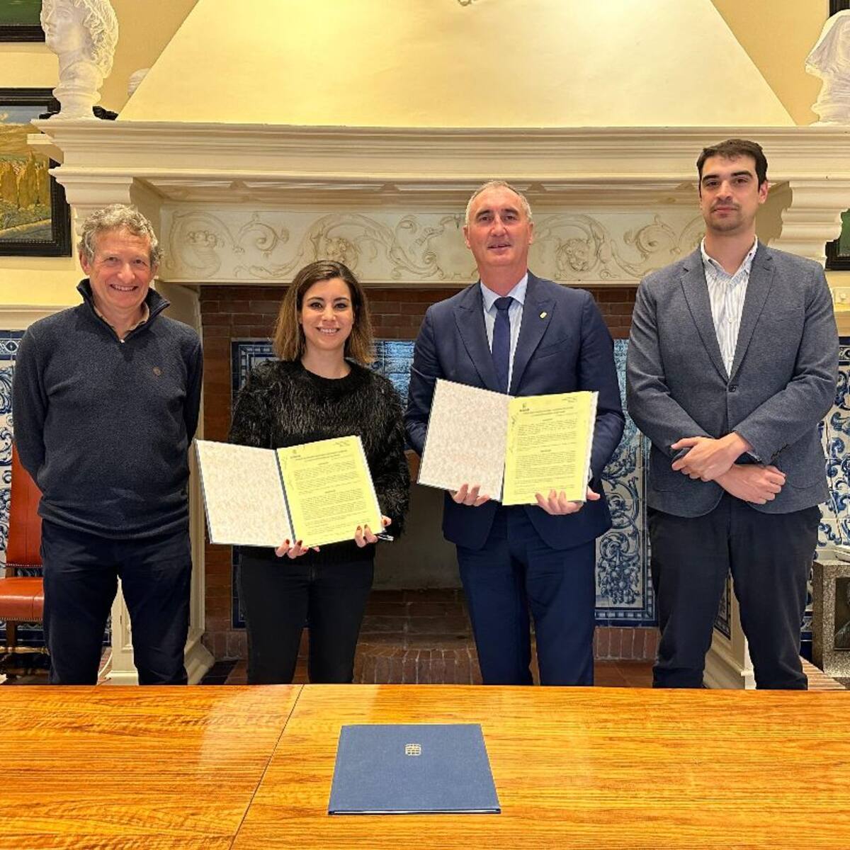 El Ayuntamiento de Segovia firma convenios con cinco asociaciones vecinales