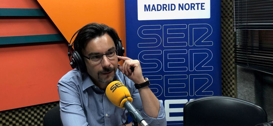 El alcalde de Pedrezuela, Rafael Turnes en los estudios de SER Madrid Norte