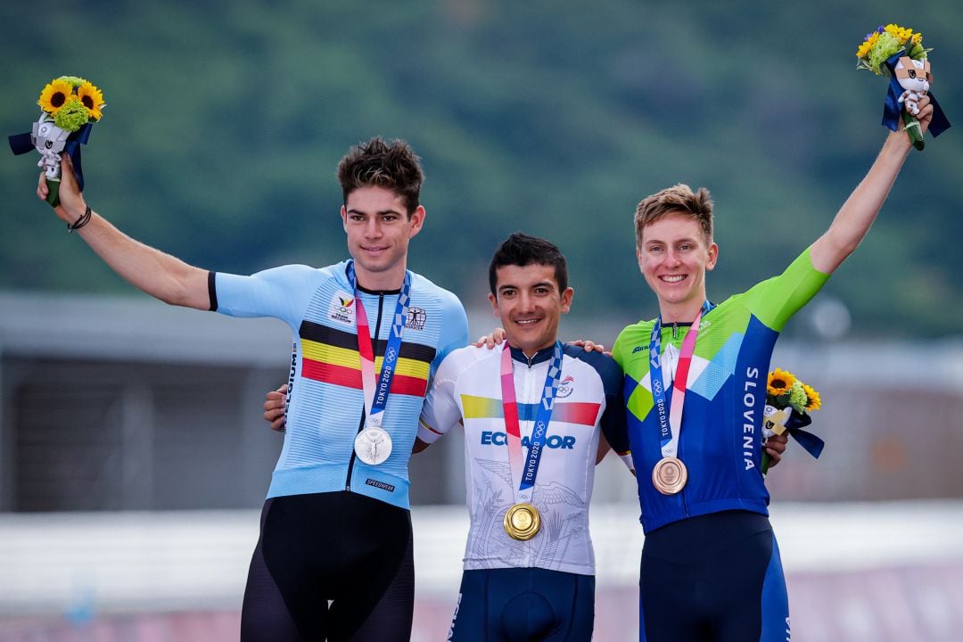 Richard Carapaz, Van Aert y Pogacar forman parte del podio olímpico de Tokio 2020