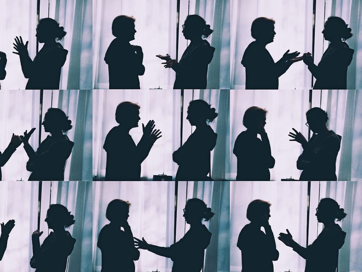 Las invasiones invisibles que también rompen la comunicación