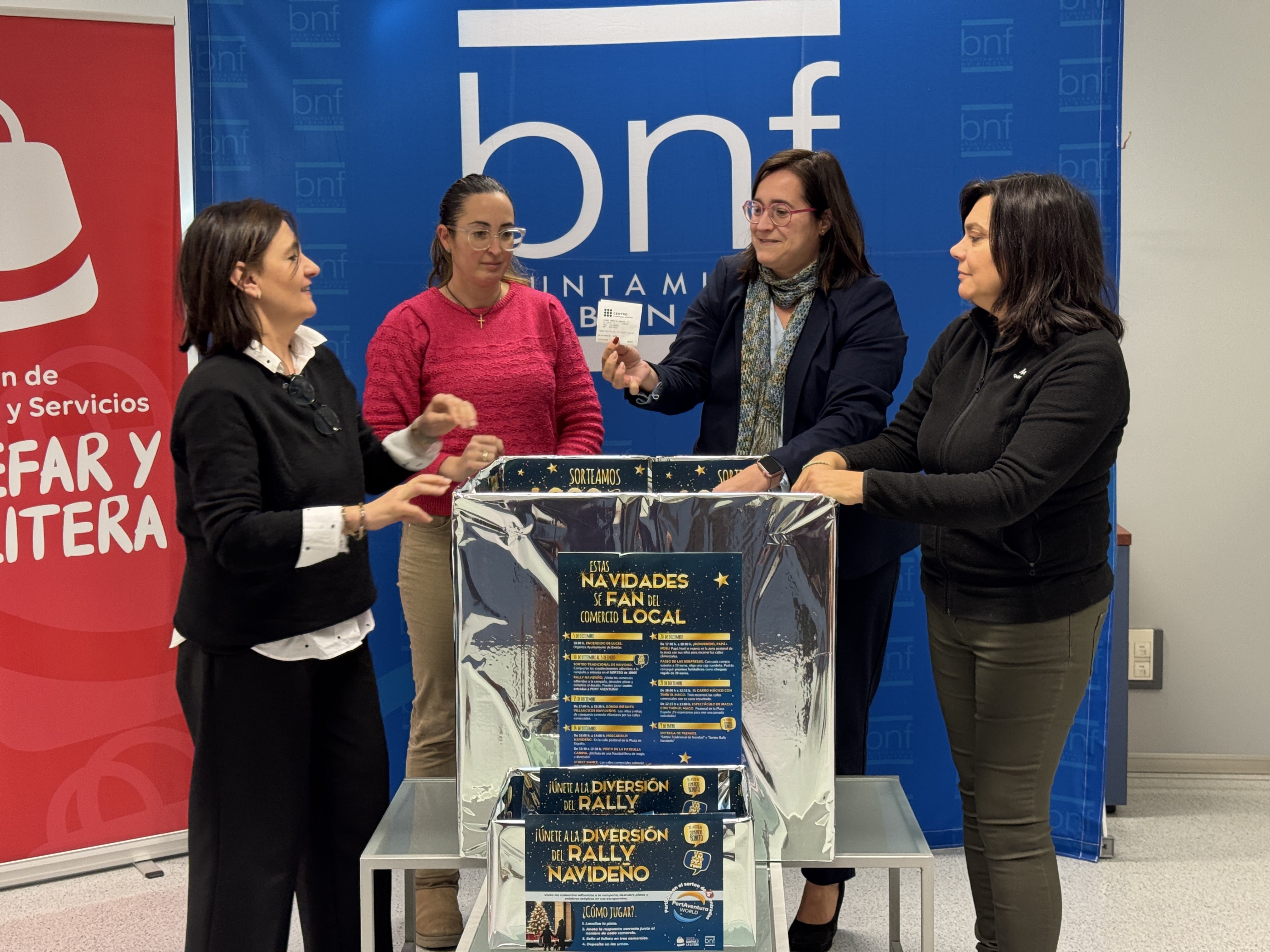 Ana Gascón, Beatriz Oliván, Patricia Rivera y Esther Ruiz han extraído la papeleta ganadora. Foto: Ayto. de Binéfar