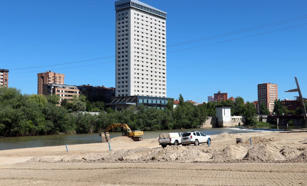 Renovación y obras en la playa de Las Moreras