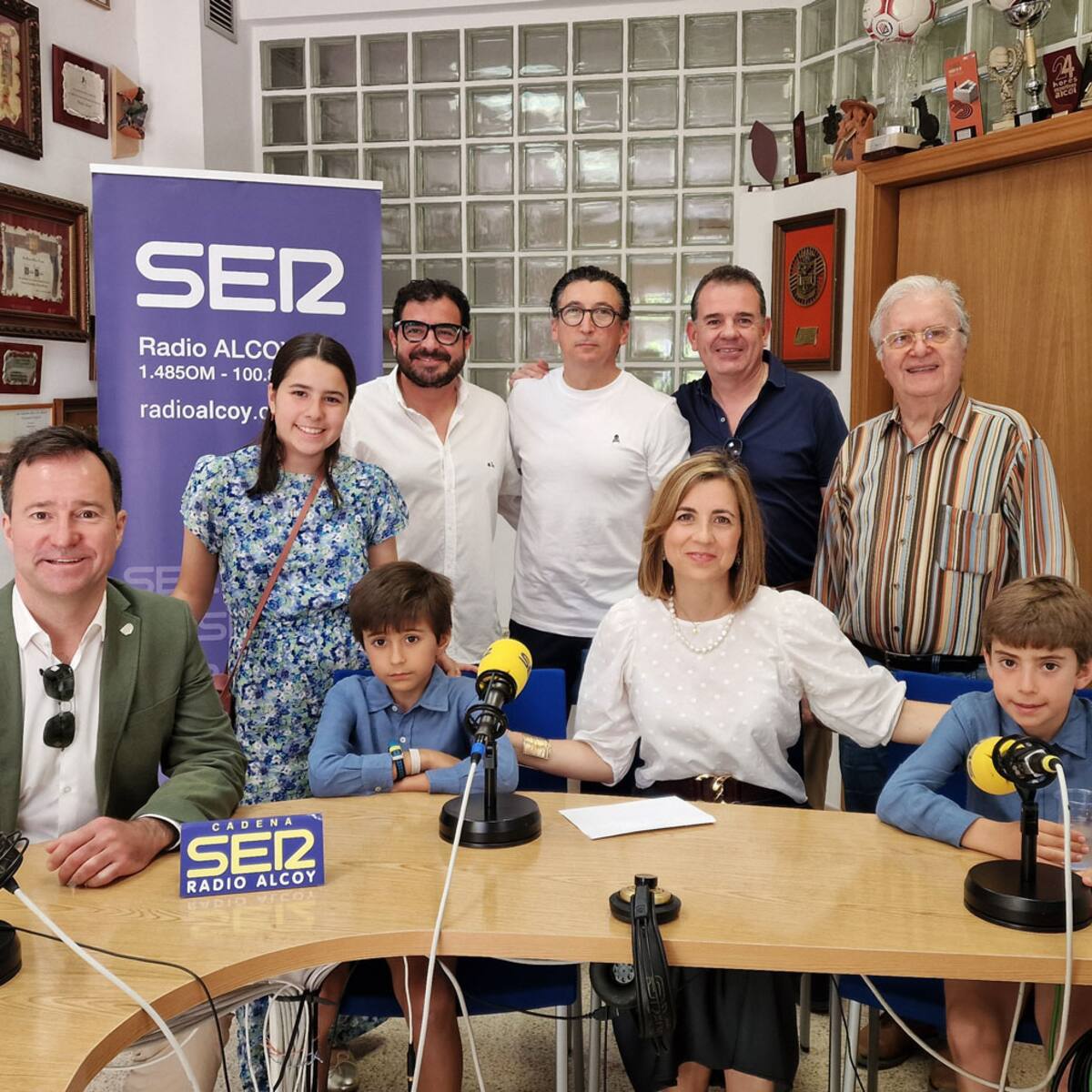 El Sant Jordiet 2024, su familia y la filà Judíos, protagonistas de Amagatalls de la Festa