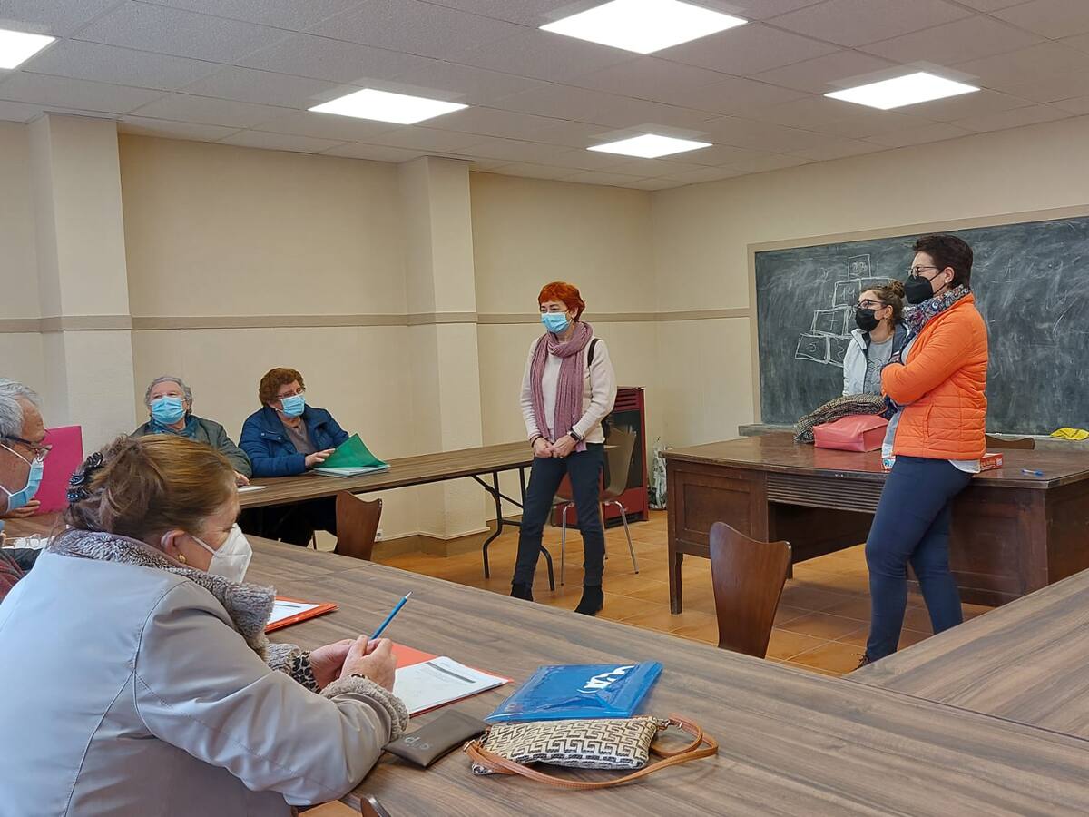 Finalizadas as obras de acondicionamento da escola de San Cosme de Piñeiro, na Pastoriza
