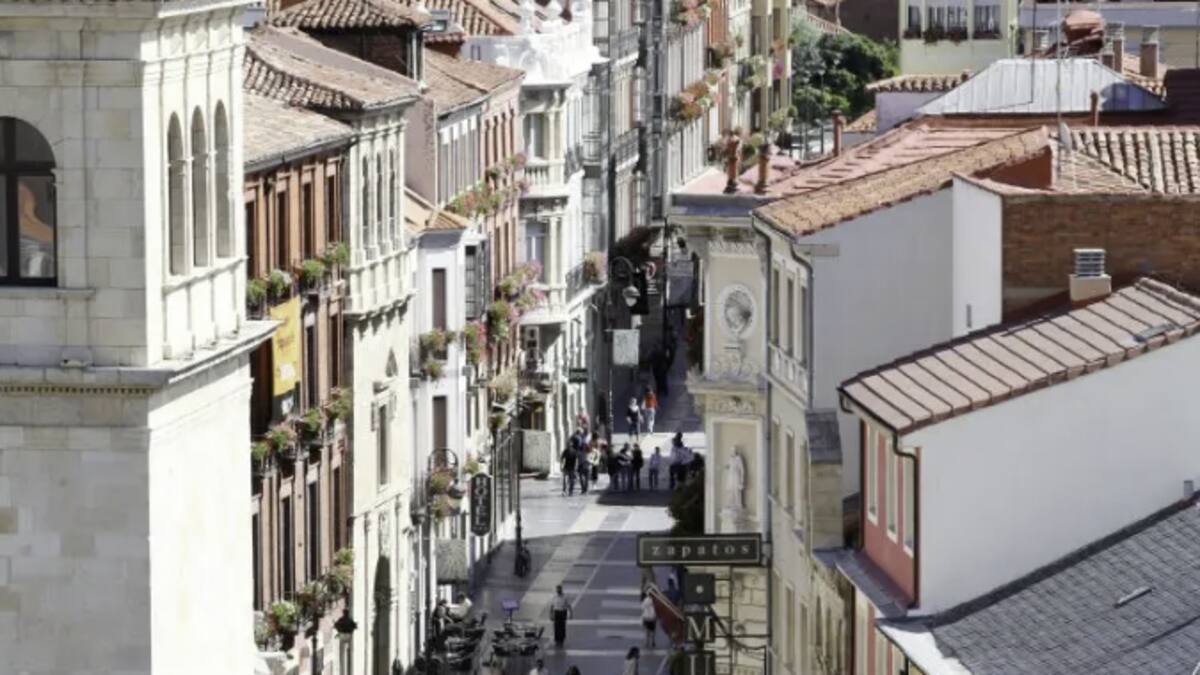 El reto de realinear las calles del casco antiguo de León (I) (08/05/2025)