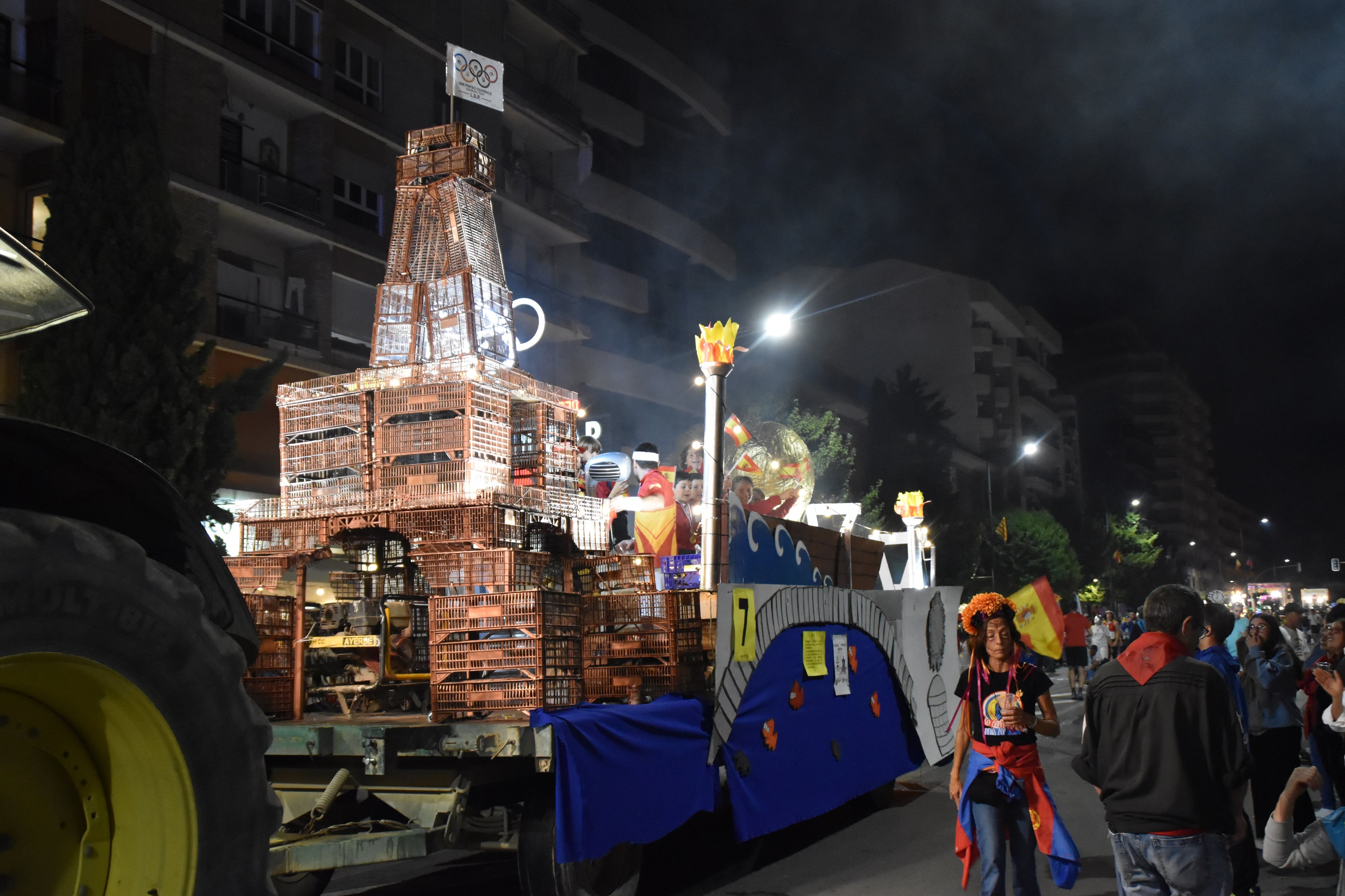 Carroza Olimpiadas. Foto: Ayuntamiento de Monzón