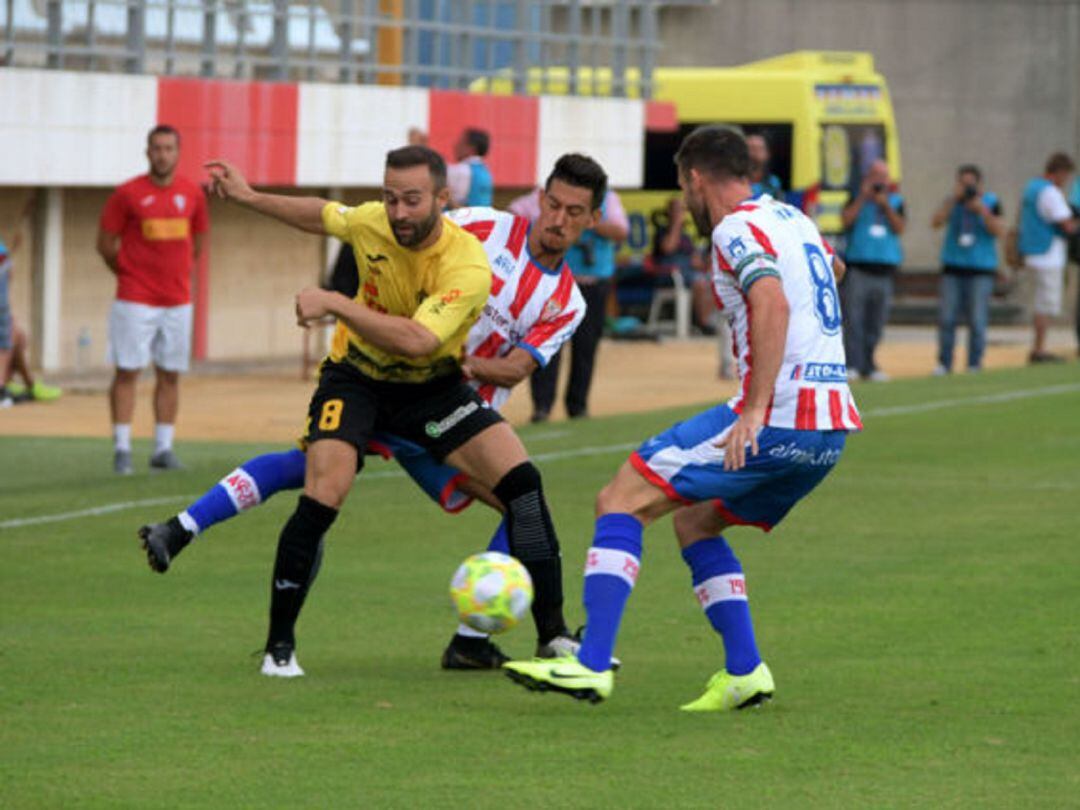 Barba junto a Iván.