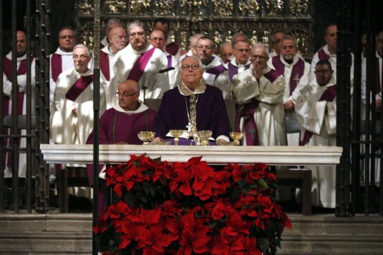 El bisbe Francesc Pardo, en primer pla, durant una celebració a la Catedral de Girona