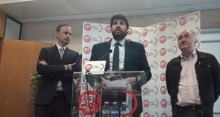 Gobierno y UGT coinciden en que hay que mejorar salarios y reforzar el sector industrial y turístico.