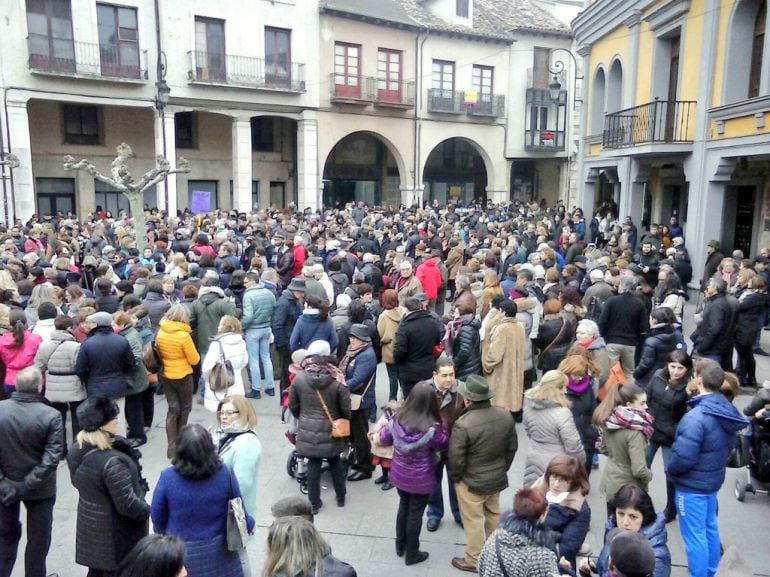 Más de un millar de personas se manifestó hace un año para pedir la revisión de la sentencia contra el asesino de Ana Isabel González
