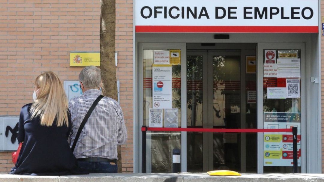 Por territorios, la mayor tasa de paro se registra en Bizkaia donde las personas desempleadas aumentaron en 8.400