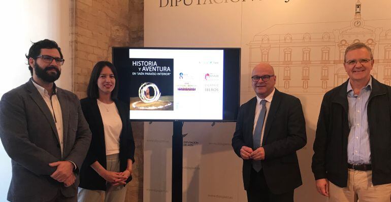 Presentación Historia y Aventura.