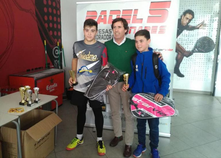 El joven ubetense Manu Muñoz se proclama campeón Cadete Provincial de Pádel