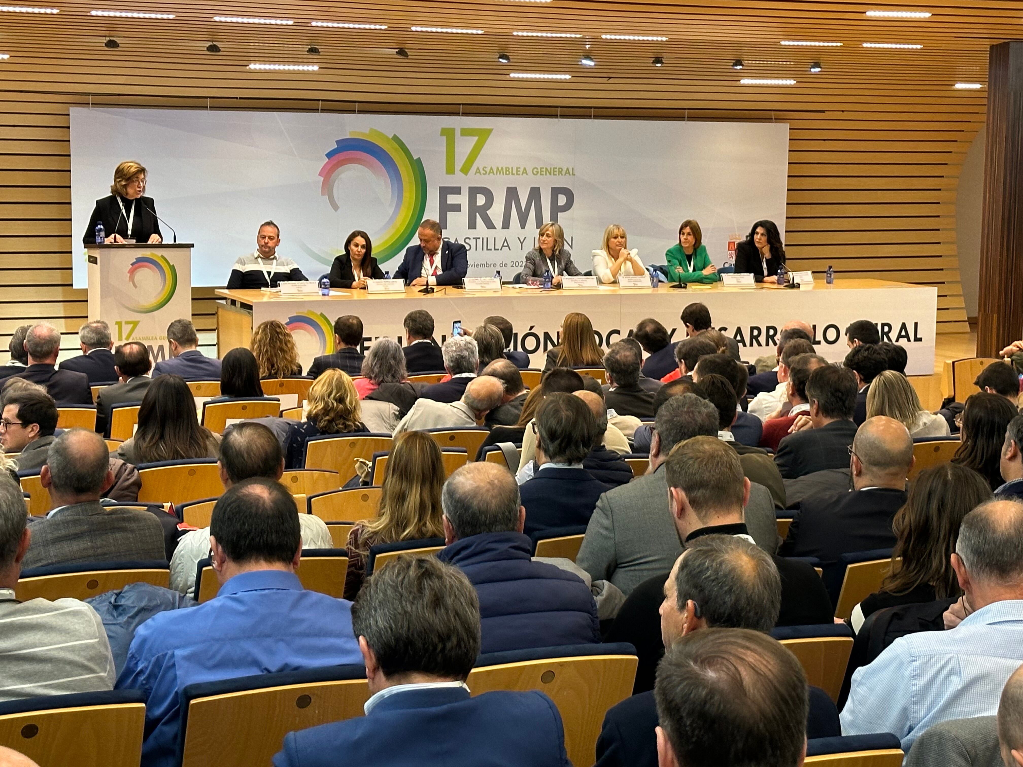 Ángeles Armisén, reelegida por mayoría para un segundo mandato como presidenta de la FRMP