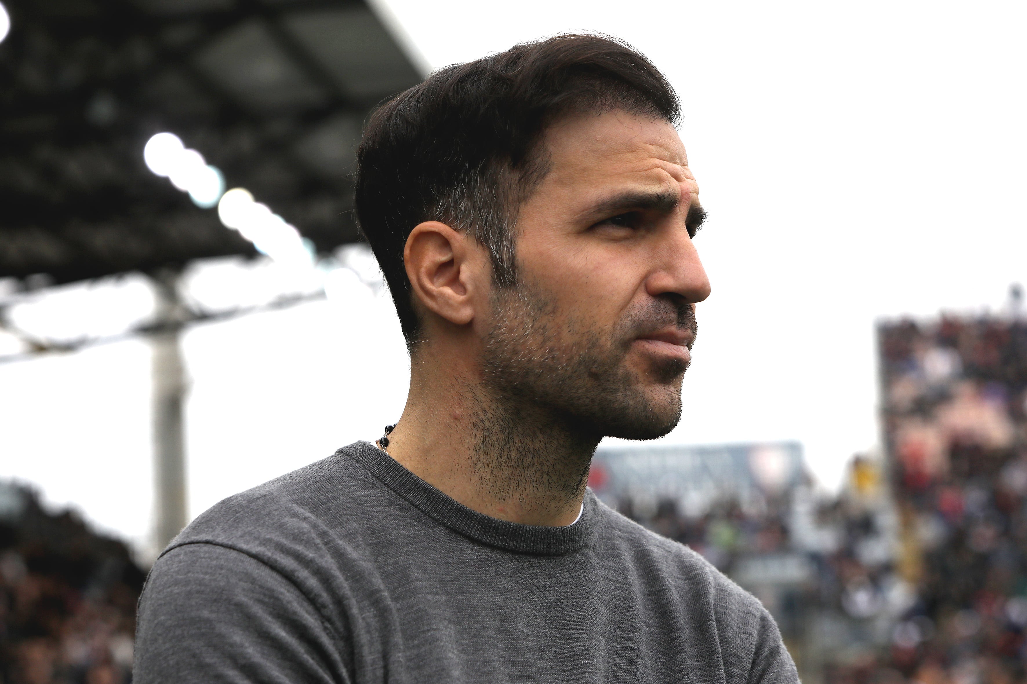 CAGLIARI, ITALY - MARCH 07: Cesc Fàbregas coach of Como looks on during the Serie A match between Cagliari Calcio and Como 1907 at Stadio Sant'Elia on March 07, 2026 in Cagliari, Italy. (Photo by Enrico Locci/Getty Images)