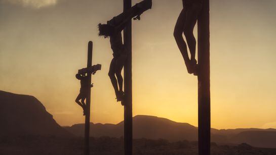 Crucifixión de Jesucristo en la miniserie &#039;AD La Biblia continúa&#039;