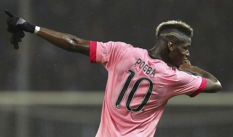 Paul Pogba celebra un gol con un &#039;dab&#039; durante su etapa en la Juventus