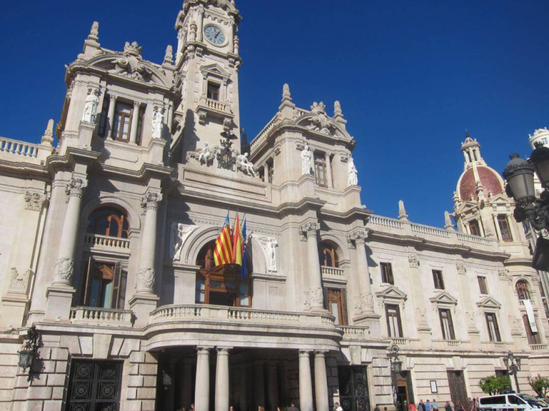 Imagen de la fachada del Ayuntamiento de Valencia