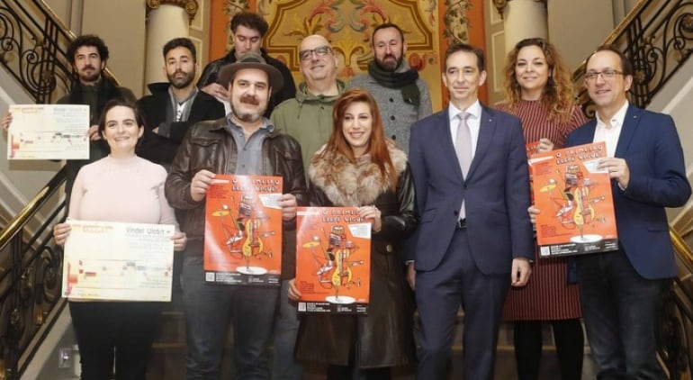 Acto presentación &quot;oprimeiroelepévigués&quot;