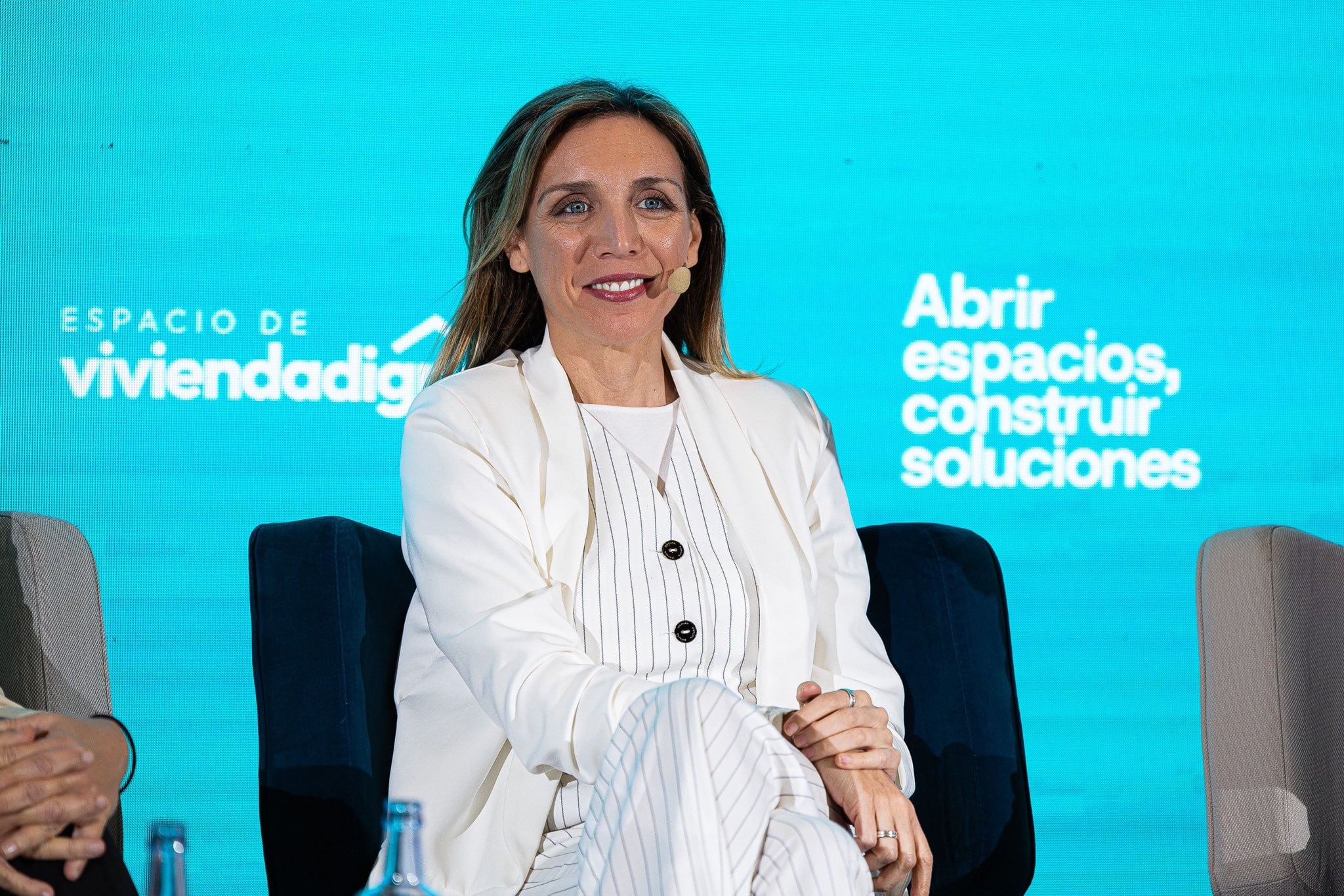 Candelaria Testa durante unas jornadas sobre vivienda