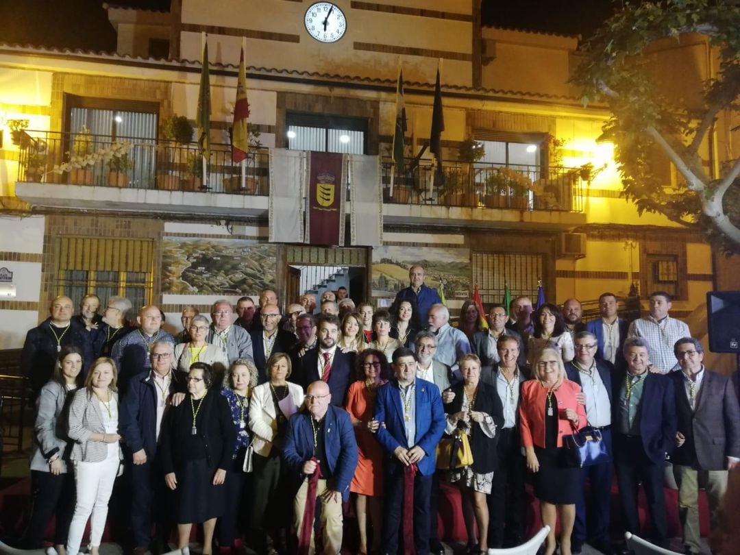 Foto de familia con todos los homenajeados