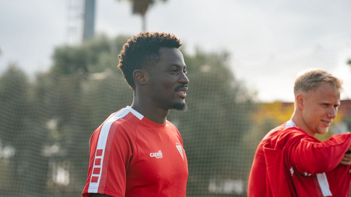 El finde de los cedidos del Cádiz CF: Isaac Obeng sigue creciendo y Nico Njalla se lesiona