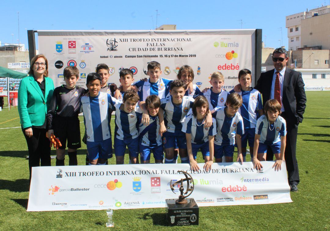 RCD Español ganador del XIII Trofeo internacional Fallas Ciudad de Borriana