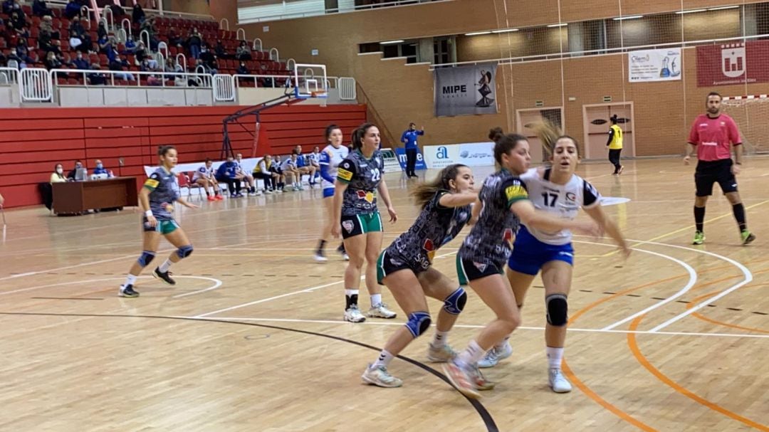 El Elda Prestigio suma dos puntos de oro