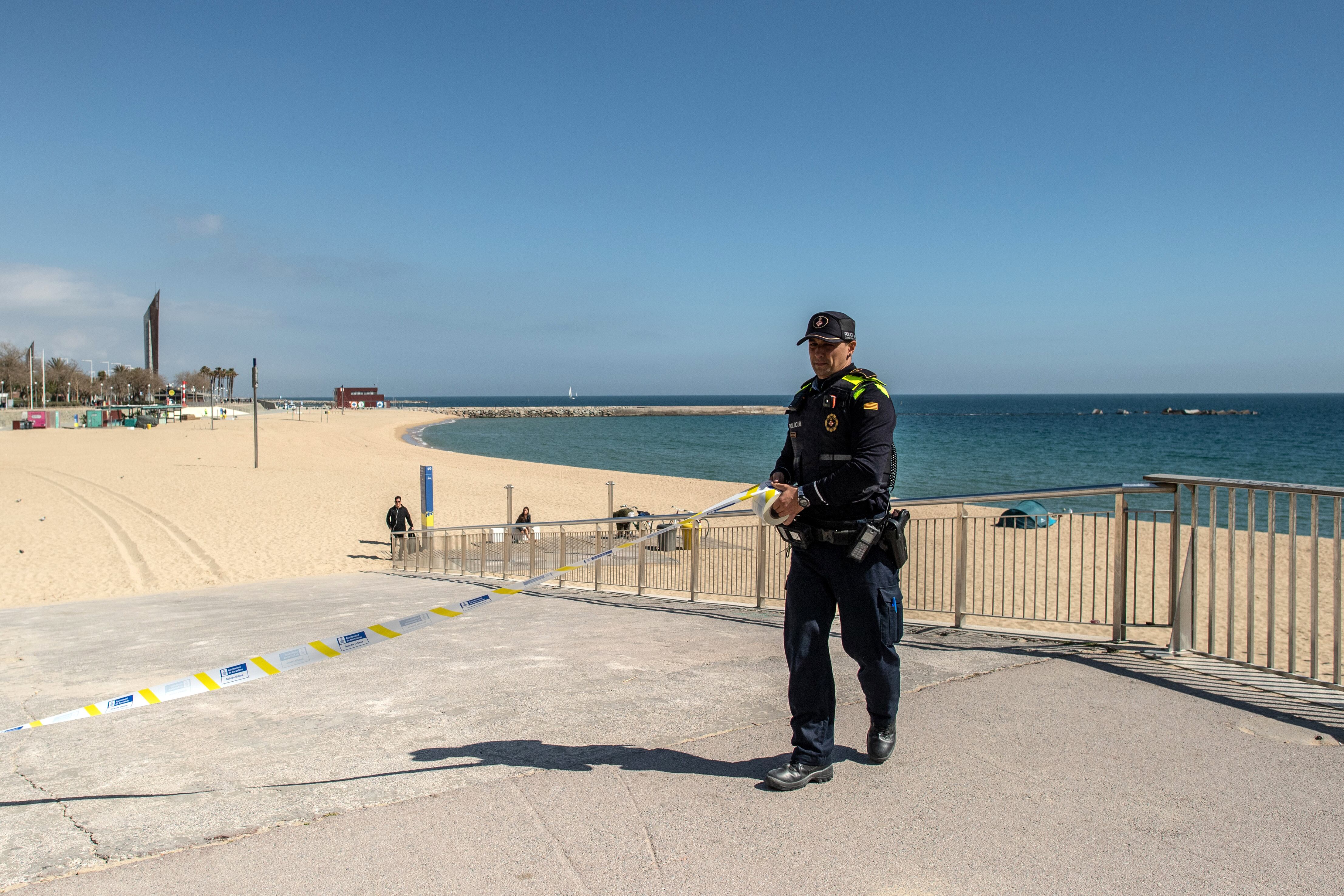Foto archivo cierre playa española