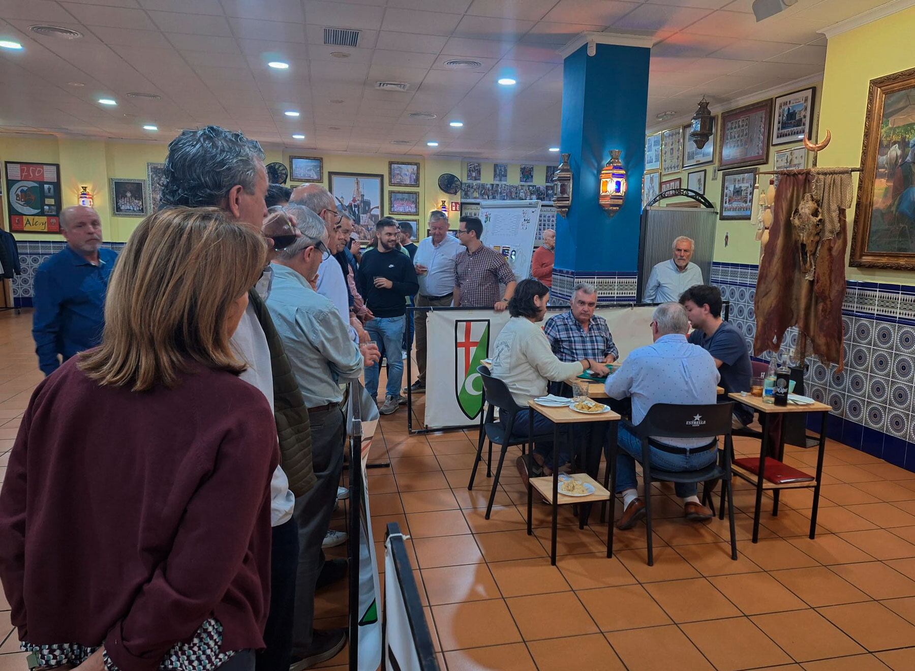 Las semifinales de concurso de cotos han tenido lugar en la sede de la Filà Realistes, alférez moro 2026