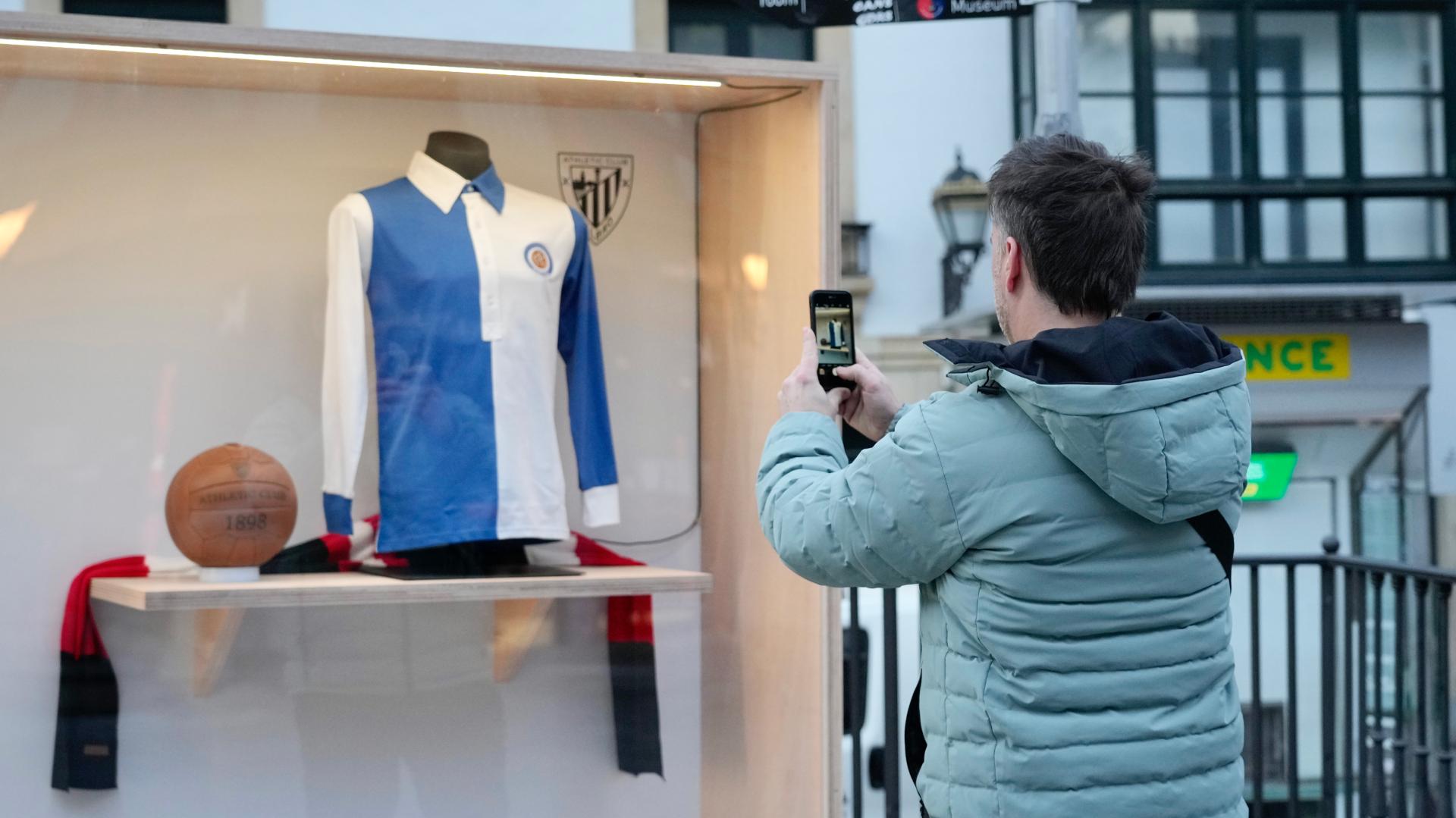 El Athletic se une a la cultura en su 125 aniversario