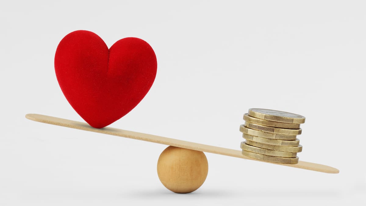 Las parejas más ricas son las que están más satisfechas con su vida amorosa y sentimental