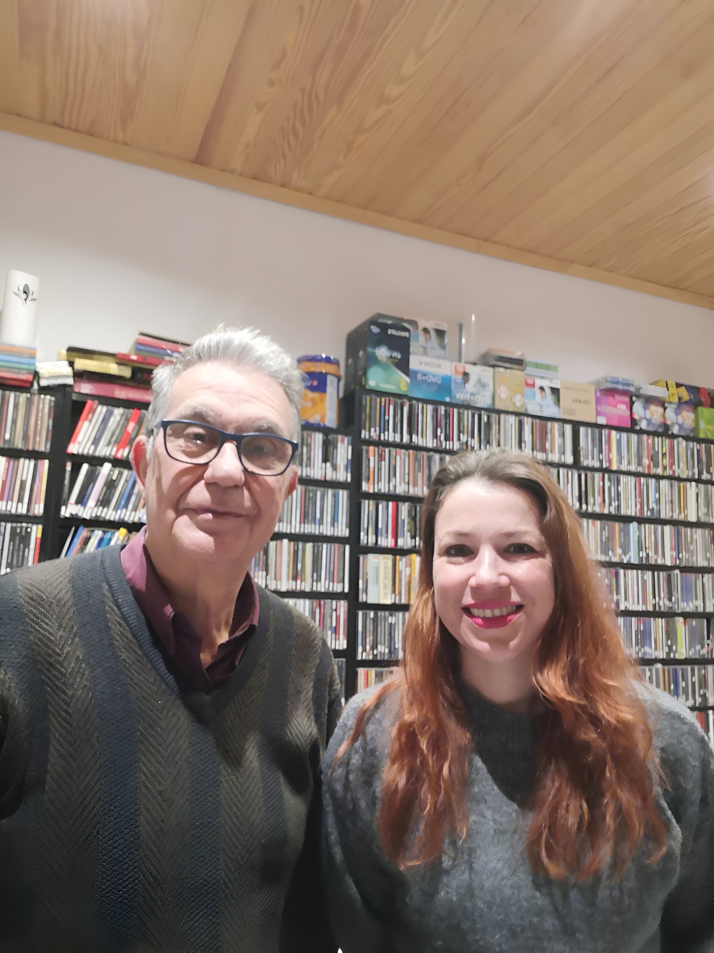 Acompanyada d&#039;Antoni Salvador