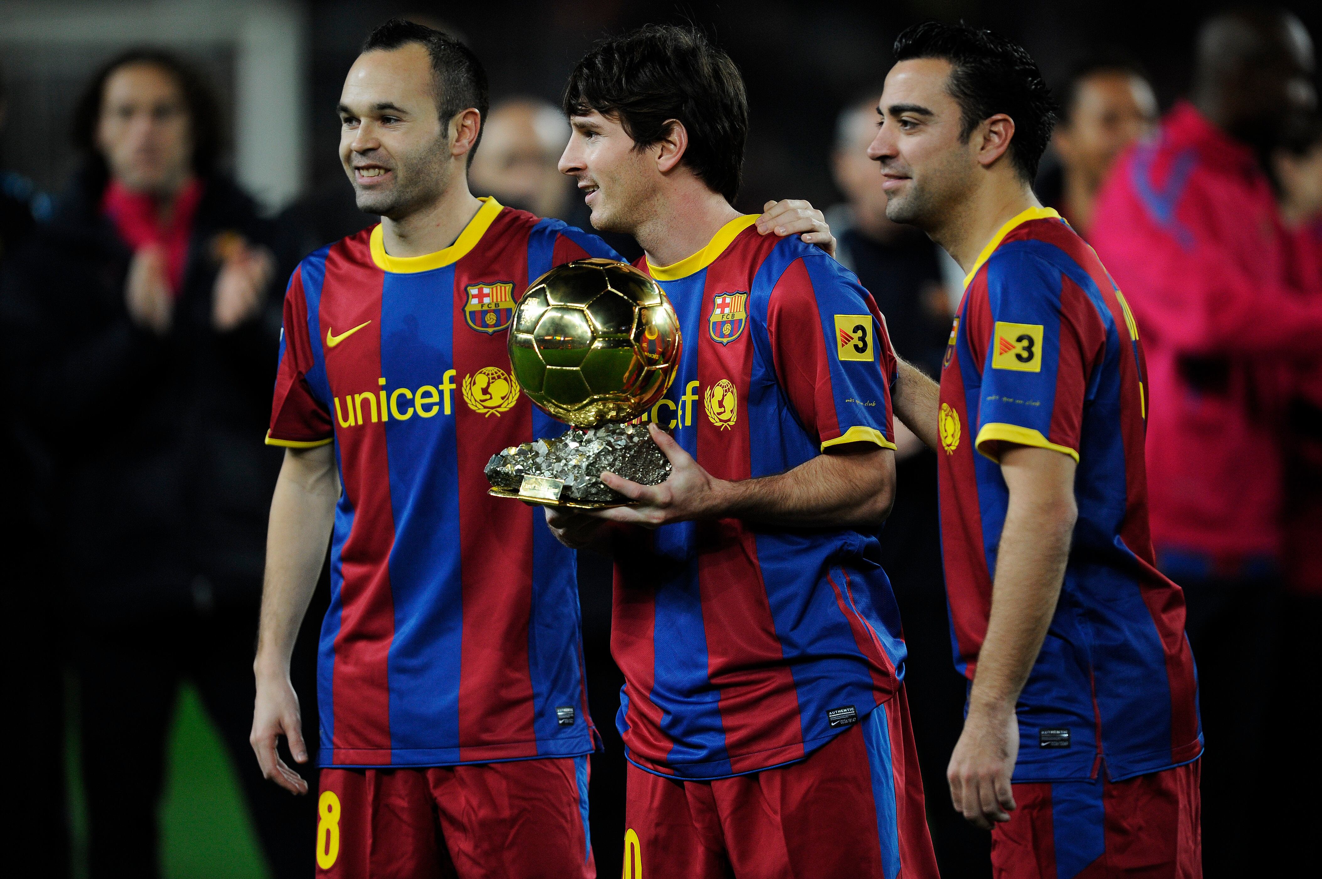 Los tres finalistas del Balón de Oro 2010, Iniesta, Messi y Xavi